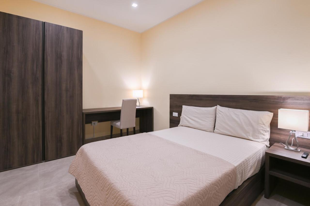 Adria Luxury Residence - Centro Trieste Luaran gambar