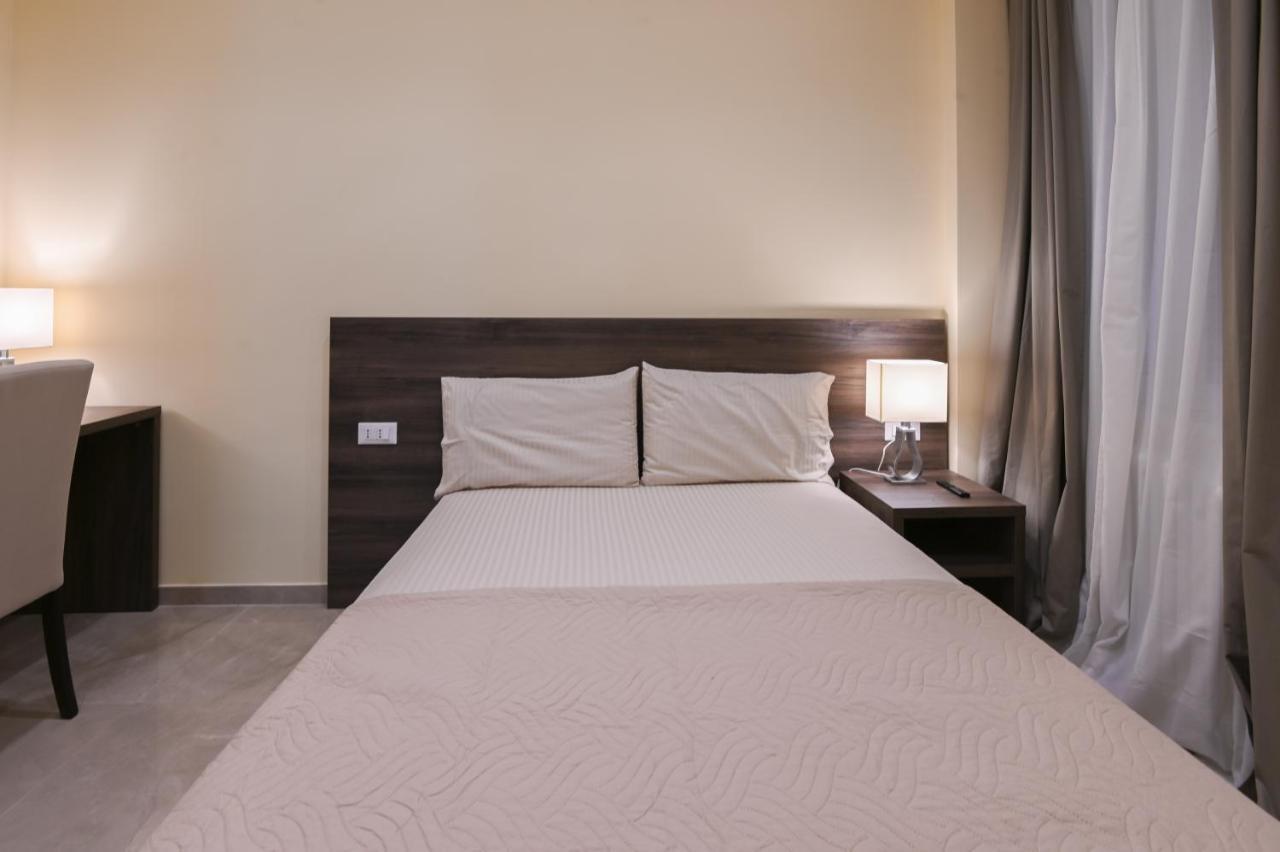 Adria Luxury Residence - Centro Trieste Luaran gambar